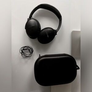 Bose Headphones Like New Perfect condition